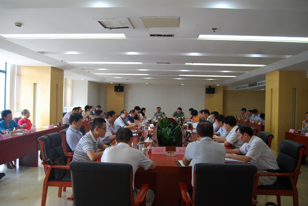 省公司召開(kāi)直屬（控股）公司2014年中工作座談會(huì ) 