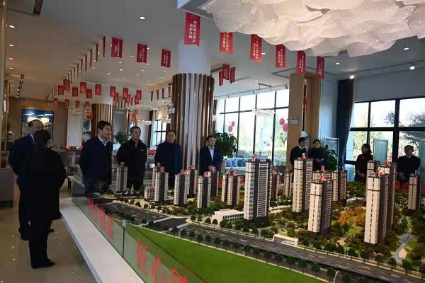 省鹽業(yè)集團外部董事調研徽鹽地產(chǎn)六安項目、霍邱項目