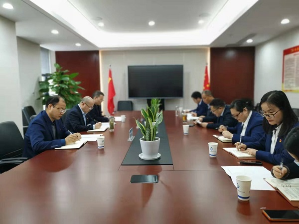 王晟督導徽鹽地產(chǎn)集團機關(guān)第一黨支部組織生活會(huì )